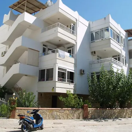 Apartment Royal 2 *